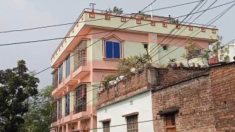বিদেশ পাঠানোর স্বপ্ন দেখিয়ে দুই বন্ধুর প্রতারণা