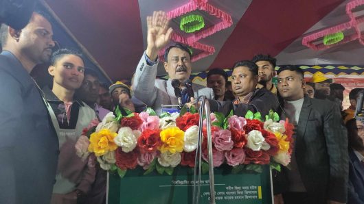 লুটপাটকারী স্বৈর শাষক শেখ হাসিনা সহ তার দোসরদের আইন-বিচারের আওতায় আনা হবে