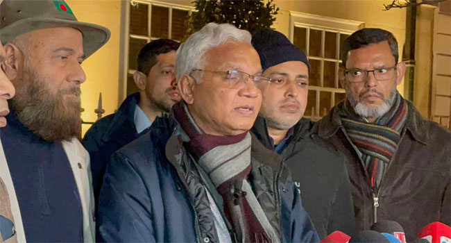 আজ রাতে হাসপাতাল থেকে বাসায় ফিরতে পারেন খালেদা জিয়া-ডা. এজেডএম জাহিদ হোসেন