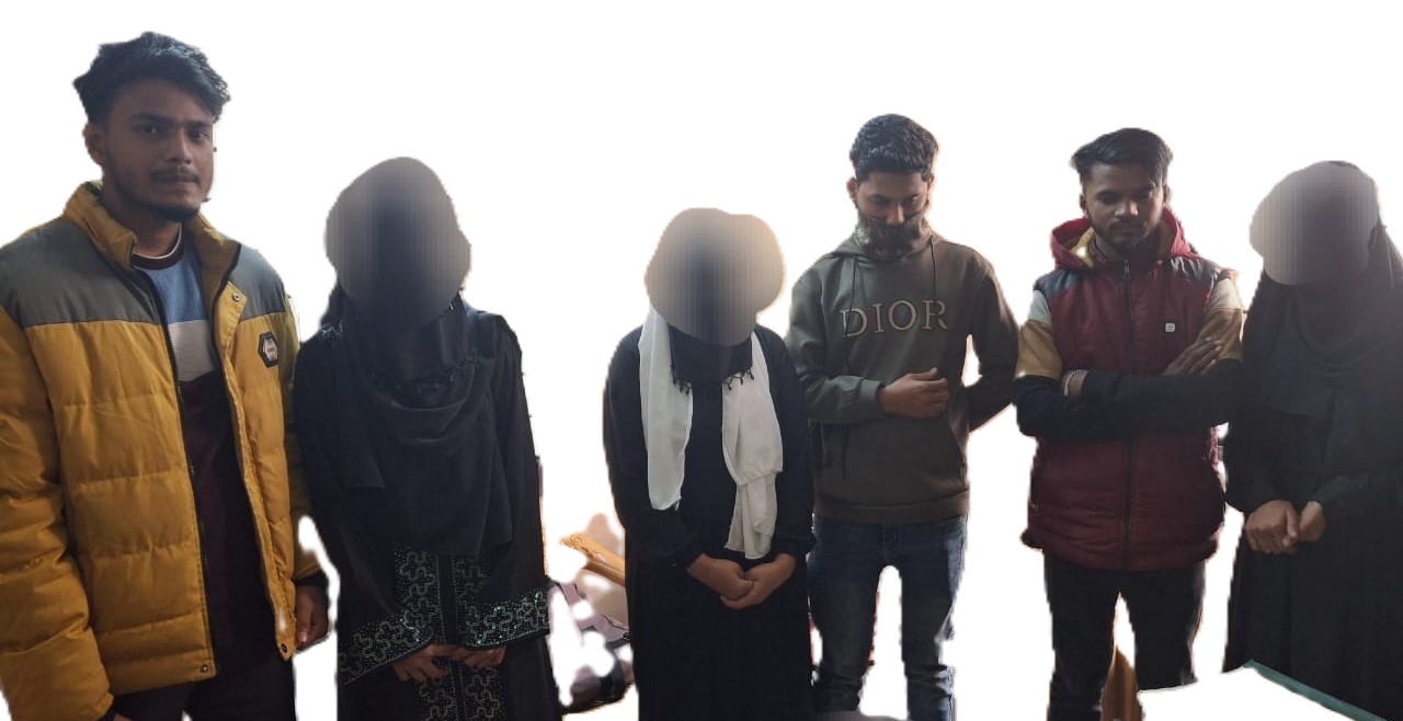 সিলেটে আবাসিকে হোটেল অভিযান করে নারী ও খদ্দর  সহ আটক-৭