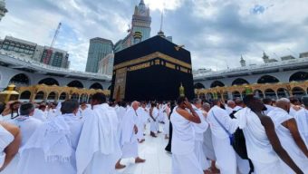 মেনিনজাইটিস টিকা বাধ্যতামূলক: টিকার সংকটে বিপাকে  সারাদেশের ওমরাহ যাত্রীরা