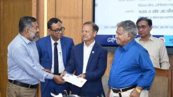 এম ভি আল-বাখেরা সারবাহী নৌযানে সংঘটিত দুর্ঘটনায় নিহত ৬ জন নৌশ্রমিকের পরিবারকে ৩০ লক্ষ টাকা প্রদান: