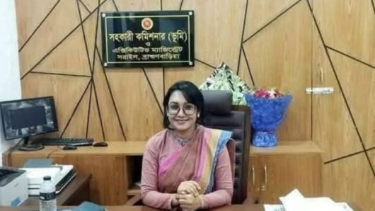 ফেসবুকে পোস্টে শেখ মুজিবকে স্বাধীনতার ঘোষক উল্লেখ করে