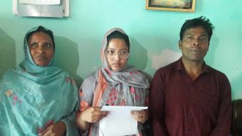সার্টিফিকেট জালিয়াতির বিষয়ে ভুক্তভোগী ছাত্রীর সংবাদ সম্মেলনে