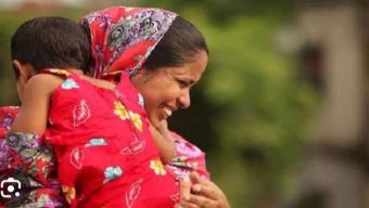 আজ বিশ্ব মা দিবস ,বিশ্বের প্রতি মায়ের জন্য শ্রদ্ধা, কৃতজ্ঞতা আর ভালবাসা প্রকাশের দিন আজ।