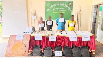 সুনামগঞ্জের দিরাই উপজেলায় যৌথ অভিযানে অস্ত্রসহ ৪ জন সন্ত্রাসী গ্রেফতার