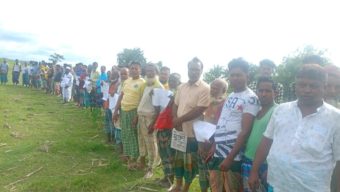 গাইবান্ধা সুন্দরগঞ্জের বন্দোবস্ত দলিল থাকা সত্ত্বেও জমি ফেরত নিবে সরকার এমন খবরে দিশেহারা ভূমিহীন কৃষকরা