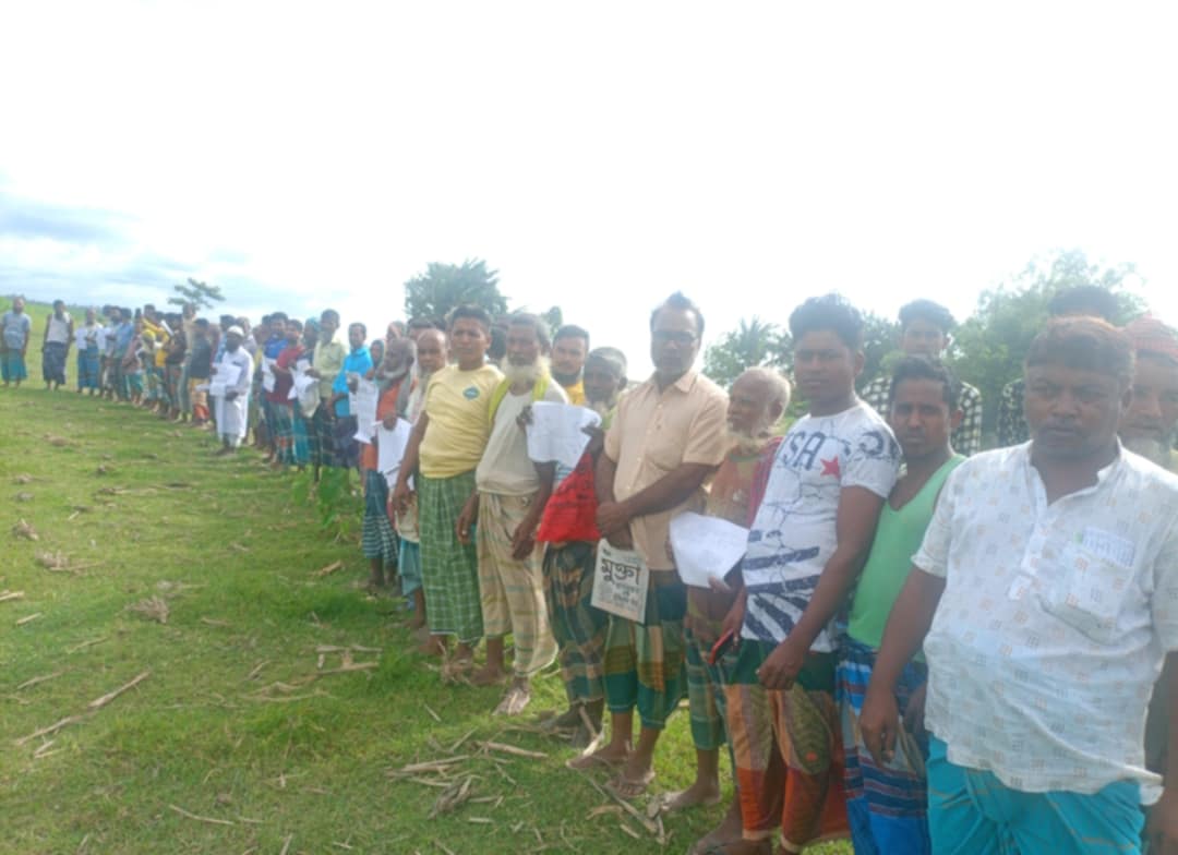 গাইবান্ধা সুন্দরগঞ্জের বন্দোবস্ত দলিল থাকা সত্ত্বেও জমি ফেরত নিবে সরকার এমন খবরে দিশেহারা ভূমিহীন কৃষকরা