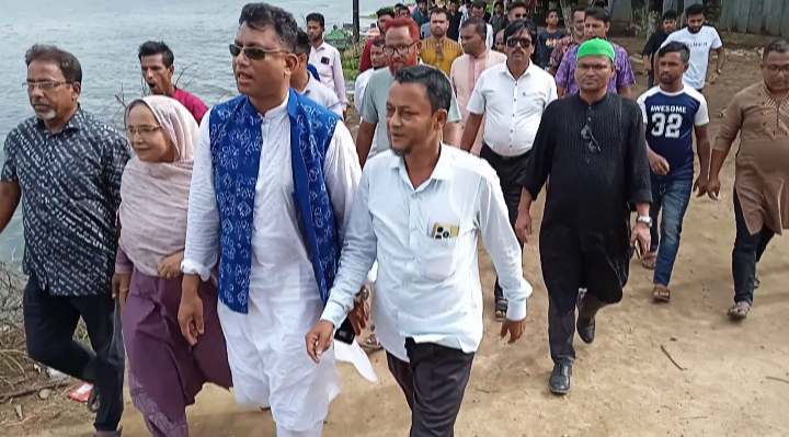 ধানের শীষের মনোনয়ন প্রত্যাশী, সমর্থনে ব্যারিস্টার লিটন আফিন্দী।