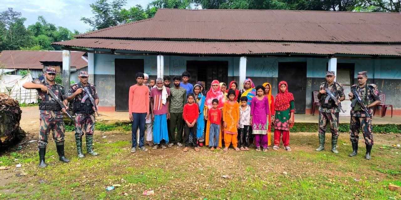 ছাতকের বাগানবাড়ি সীমান্ত দিয়ে বিএসএফ’র পুশইন ২০ নাগরিক বিজিবি’র হাতে আটক