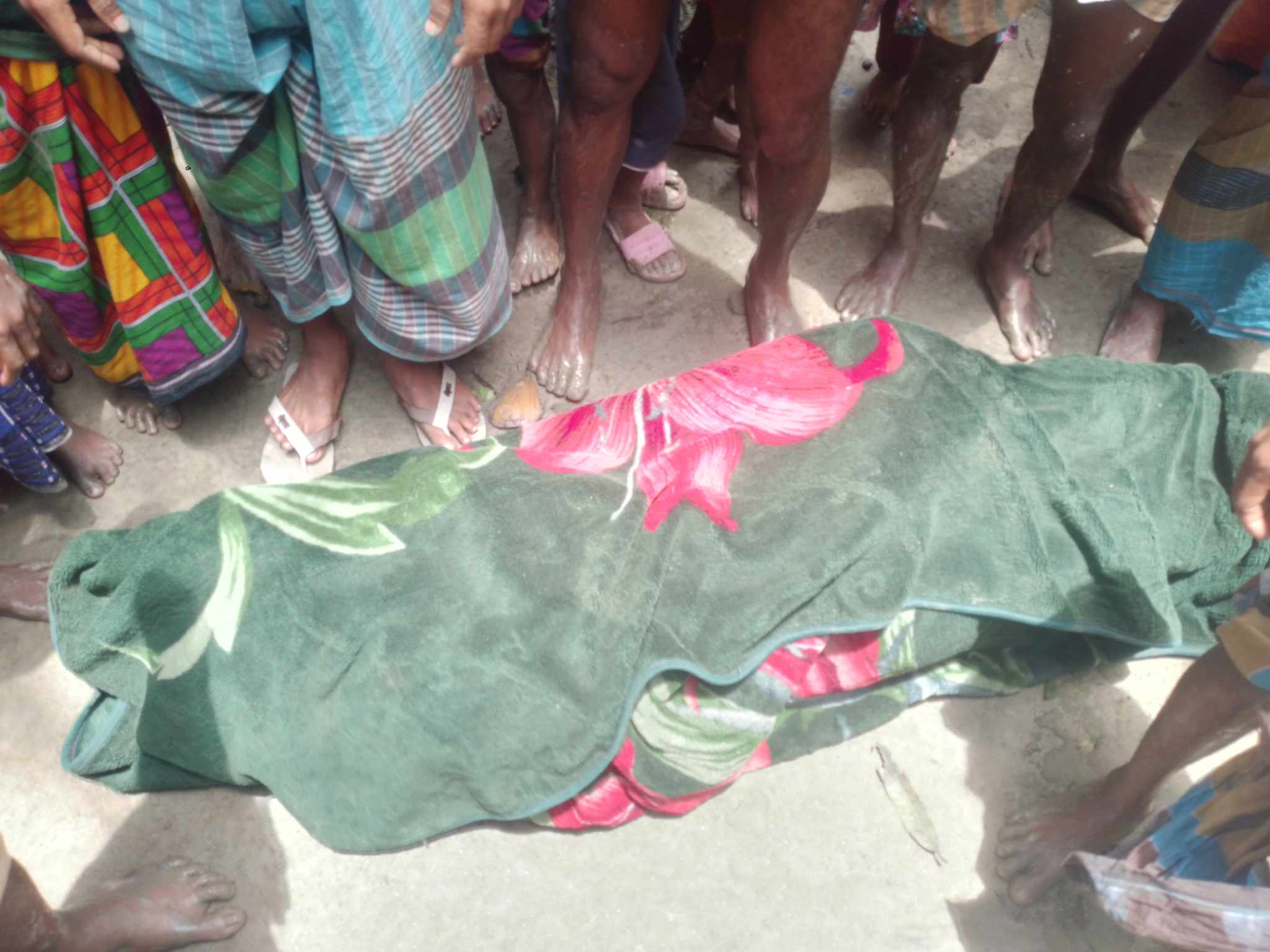 মনপুরায় মেঘনায় নৌকা থেকে পড়ে জেলে নিখোঁজের ৬ ঘন্টা পর মরদেহ উদ্ধার