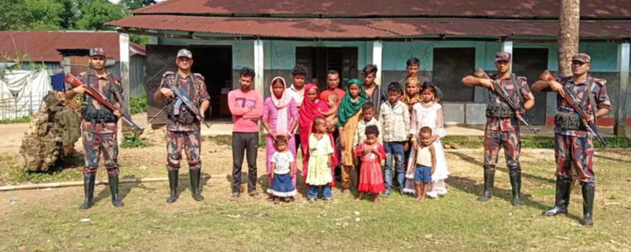 সুনামগঞ্জের ছাতক সীমান্ত দিয়ে ১৭ বাংলাদেশিকে ঠেলে দিল বিএসএফ