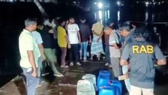 “মহেশখালী থেকে ৪ লাখ ৬০ হাজার ইয়াবা’সহ ৯জন গ্রেফতার”।