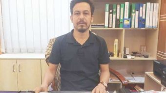মনপুরায় চর্মরোগে আক্রান্ত অহিদের চিকিৎসার দায়িত্ব নিলেন মনপুরার শ্রেষ্ঠ সন্তান মো কামাল হাওলাদার