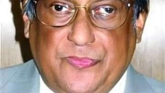 বিনম্র শ্রদ্ধা জ্ঞাপন। বীর মুক্তিযোদ্ধা অর্থনীতিবিদ আকবর আলি খান।