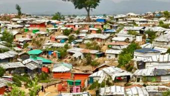 উখিয়ায় শরনার্থী শিবিরে দুই সশস্ত্র গ্রুপের গোলাগুলি: রোহিঙ্গা যুবক নিহত