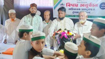 রাঙ্গুনিয়া তৈয়্যবিয়া তাহেরিয়া সুন্নিয়া মাদ্রাসায় বিদায় অনুষ্ঠান সম্পন্ন!
