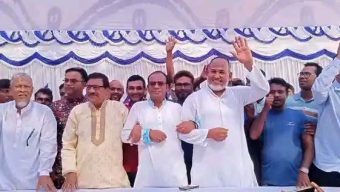 বিরলে ৩ মনোনয়ন প্রত্যাশীর একই মঞ্চে ৭ নভেম্বর সিপাহী জনতার বিপ্লব দিবস উদযাপন