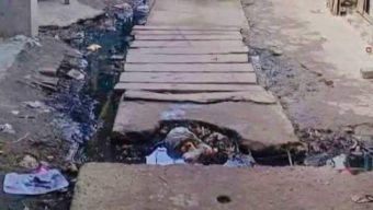 পাইকগাছার বাঁকা বাজারের অ’লি-গ’লির করুন বেহাল অবস্থা: পানি নিষ্কাশনের ড্রেন বন্ধ রাখায় নোংরা পানির দুর্গ`ন্ধেপরিবেশ