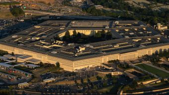 পেন্টাগনের বিরুদ্ধে মামলা করল নিউইয়র্ক টাইমস