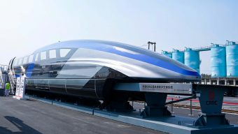 দুই সেকেন্ডেই ৭০০ কিলোমিটারে উঠল গতি, বিশ্ব রেকর্ড গড়ল চীনা ট্রেন