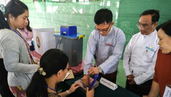 মিয়ানমারে ‘বিতর্কিত’ জাতীয় নির্বাচনের ভোটগ্রহণ চলছে