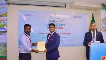 মালদ্বীপ আন্তর্জাতিক অভিবাসী দিবসে সন্মাননা সনদ পেলেন সাংবাদিক ওমর ফারুক