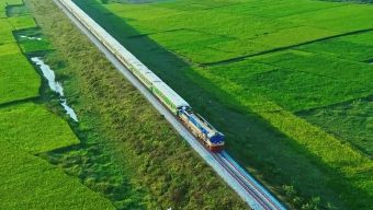 রেলপথে নতুন উদ্যোগ: ঢাকা-কক্সবাজার রুটে বাঁচবে সময়