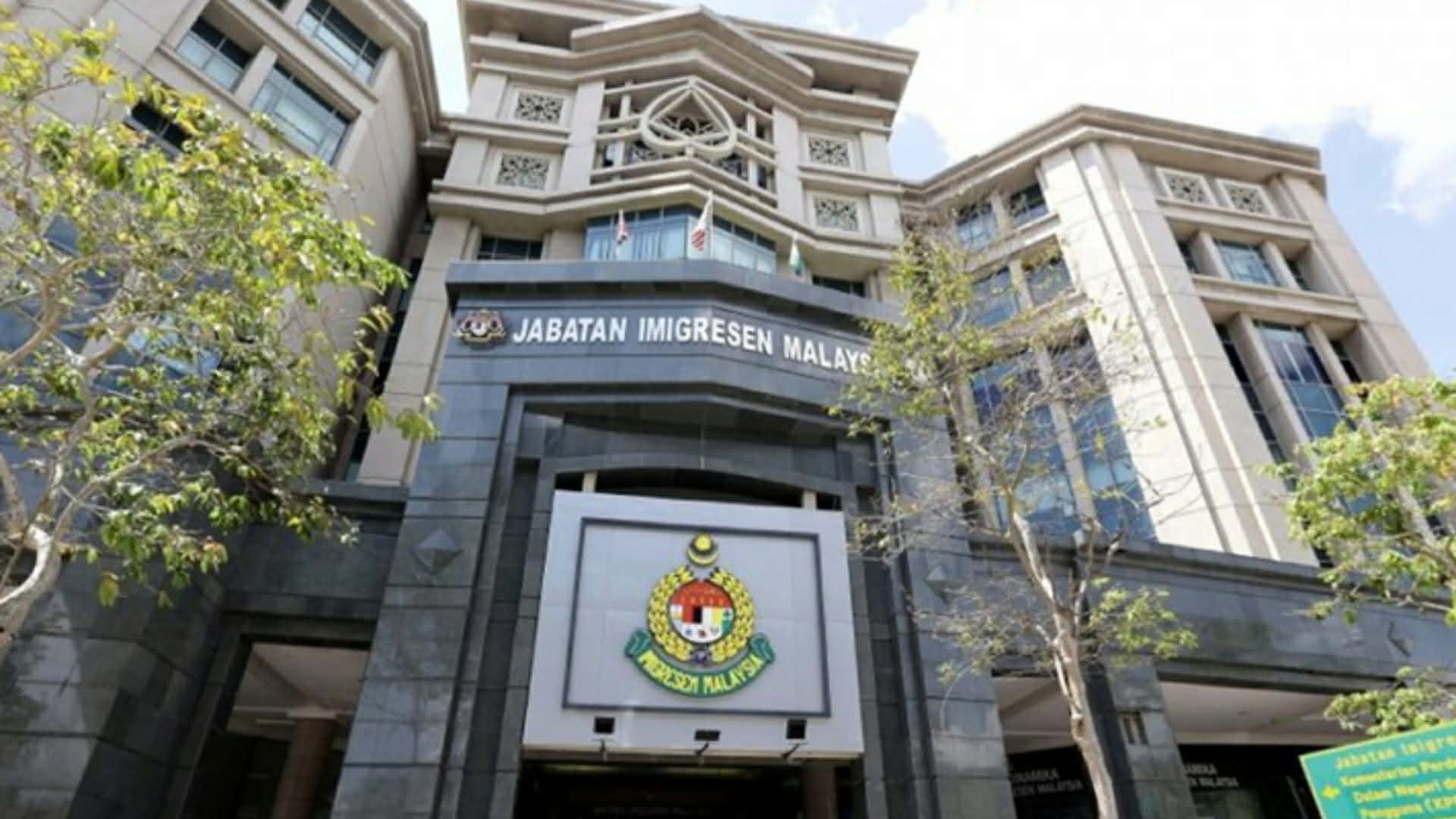 মালয়েশিয়ায় ৯০ হাজার অবৈধ অভিবাসী আটক