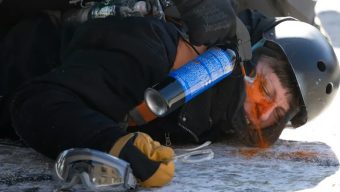 মিনেসোটায় অভিবাসন বিভাগের এজেন্টের গুলিতে আরেক মার্কিন নাগরিক নিহত