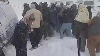 আফগানিস্তানে তুষারপাত ও আকস্মিক বন্যায় ১৭ জনের মৃত্যু