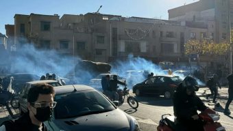 ইরানে বিক্ষোভ: প্রাণহানি বেড়ে ৩৫ আটক অন্তত ১২০০