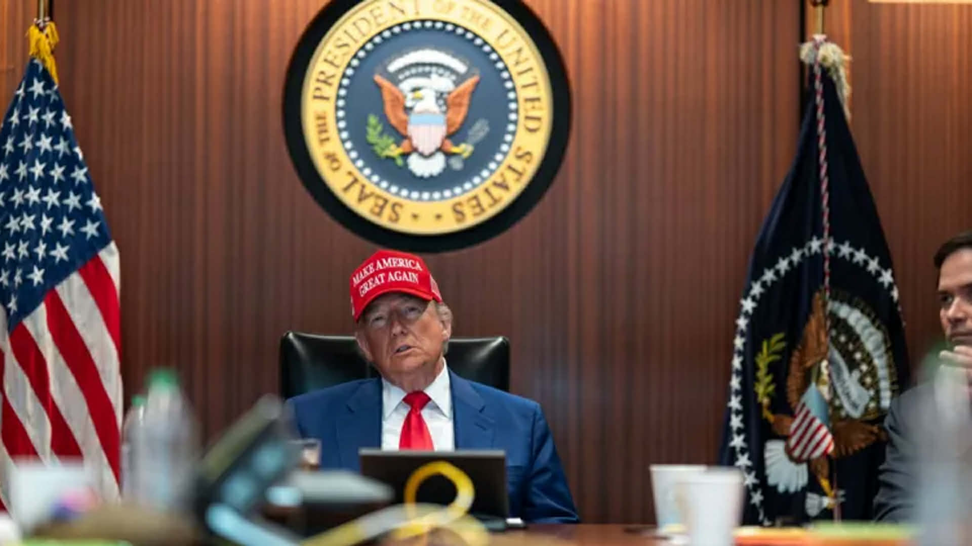 মুসলিম ব্রাদারহুডের তিন শাখাকে ‘সন্ত্রাসী সংগঠন’ ঘোষণা যুক্তরাষ্ট্রের