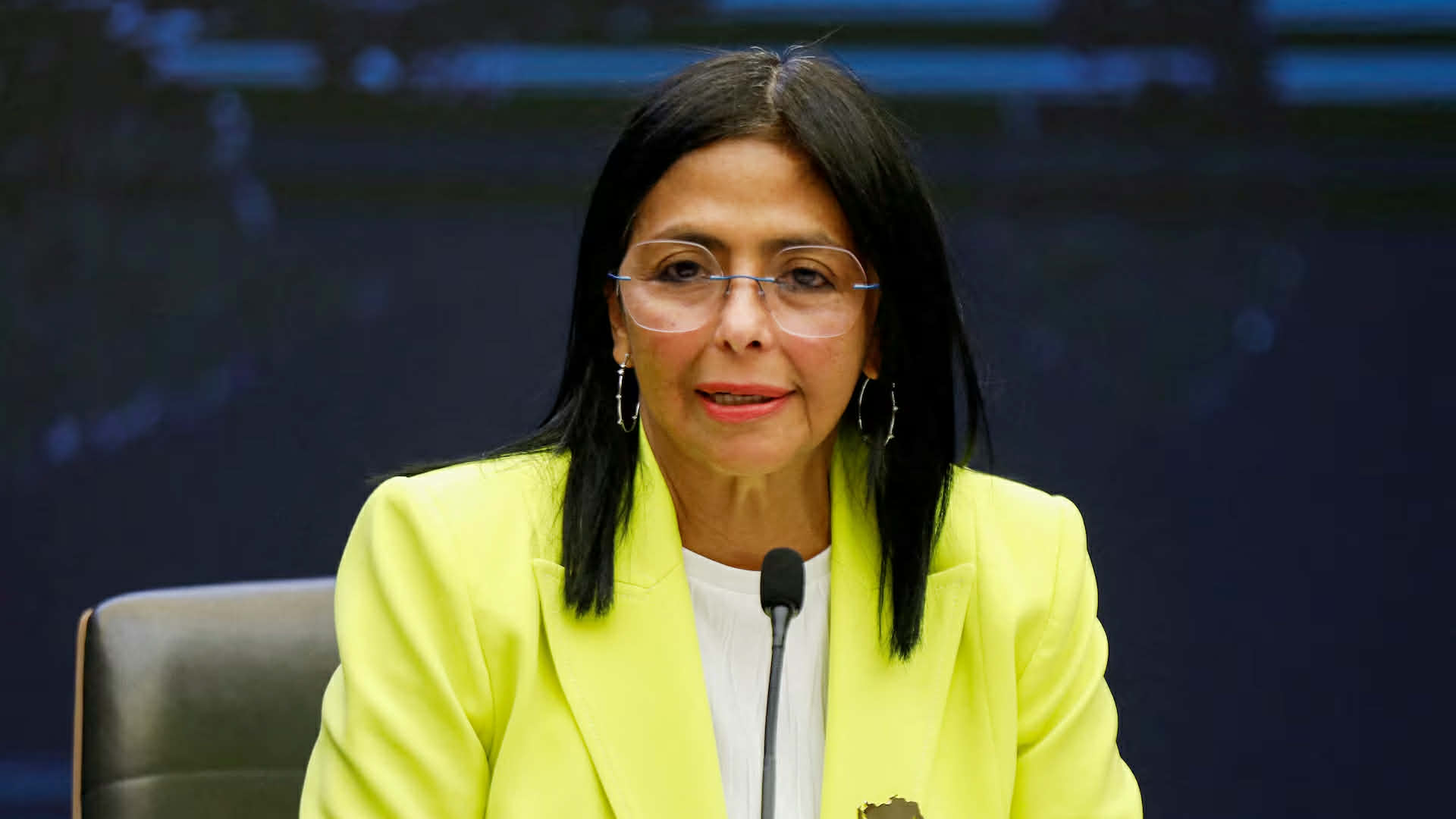 যুক্তরাষ্ট্রের সঙ্গে কূটনৈতিক সম্পর্ক পুনঃস্থাপনের ইঙ্গিত ভেনেজুয়েলার