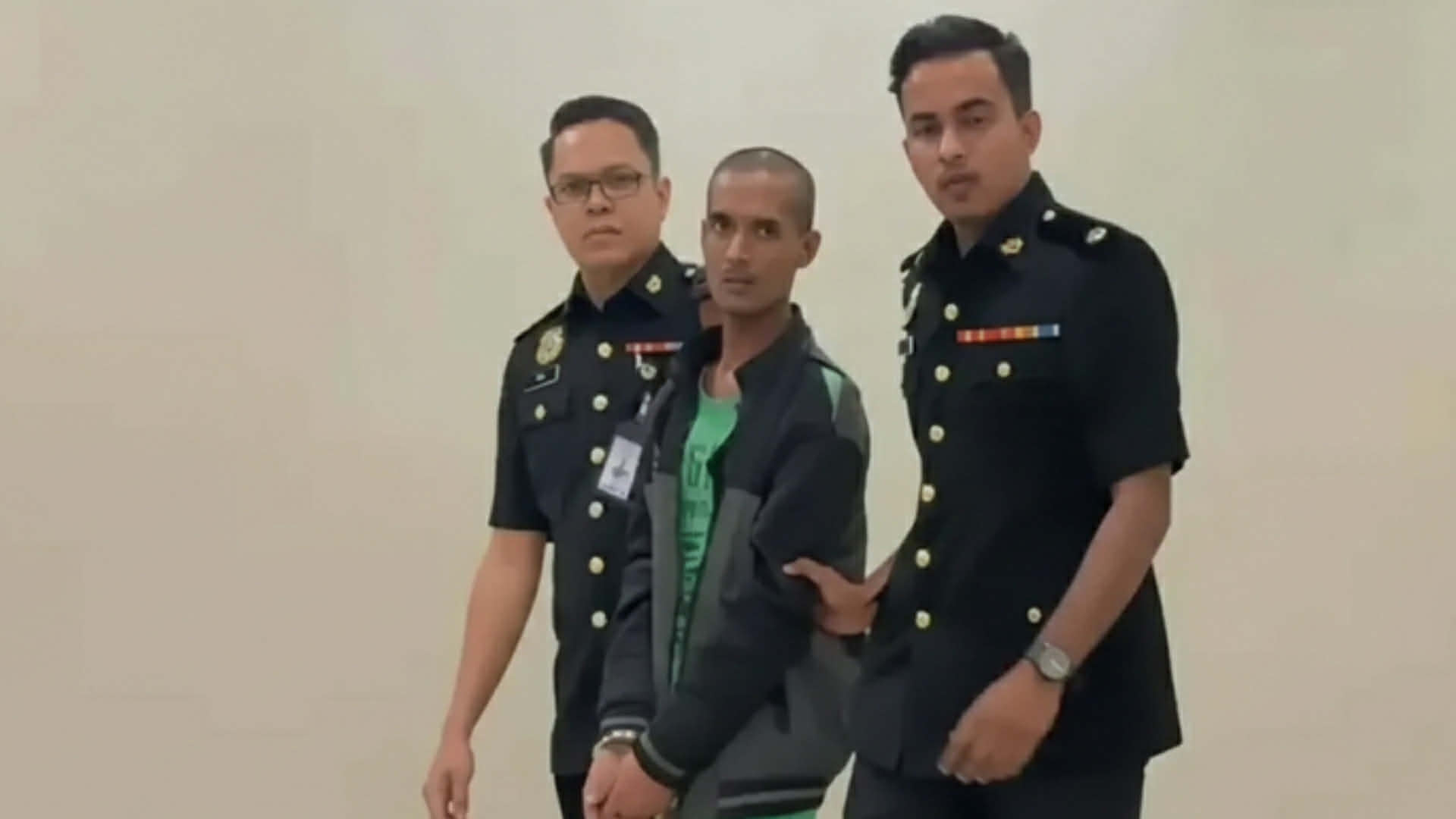 পুলিশকে ঘুষ দেয়ার চেষ্টা: মালয়েশিয়ায় বাংলাদেশি যুবকের কারাদণ্ড