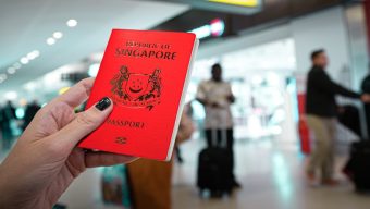 টানা ৩ বছর শীর্ষে, এই পাটসপোর্ট থাকলে ভিসা ছাড়াই ১৯২ দেশে ভ্রমণের সুযোগ।