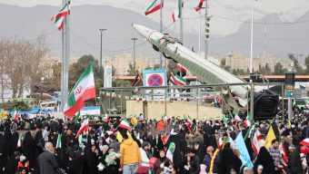 যুক্তরাষ্ট্রের সঙ্গে জ্বালানি, খনি ও বিমান নিয়ে আলোচনার প্রস্তাব ইরানের।