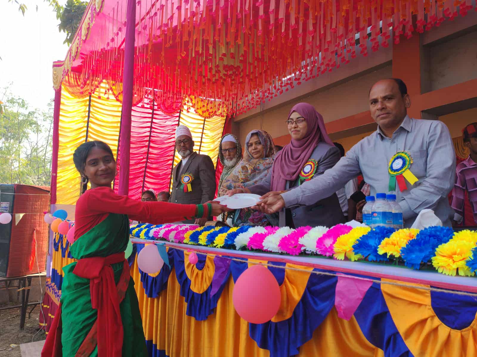 পুংগলী আমিনা মোস্তফা বালিকা উচ্চ বিদ্যালয়ে বার্ষিক ক্রিয়া প্রতিযোগিতা পুরষ্কার বিতরণ অনুষ্ঠিত।