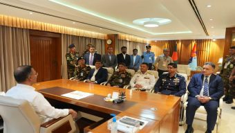 প্রথমবারের মতো সশস্ত্র বাহিনী বিভাগে অফিস করলেন প্রধানমন্ত্রী।