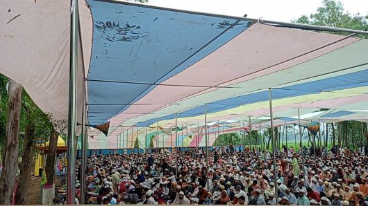 ১১গ্রামের গুশুয়া ঈদগাহ মাঠে ঈদুল ফিতরের জামাত অনুষ্ঠিত।