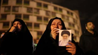 খামেনির পর চলে গেলেন তার স্ত্রীও!