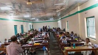 সেতাবগঞ্জ সরকারি পাইলট মডেল উচ্চ বিদ্যালয়ে বাংলা নববর্ষ উপলক্ষে চিত্রাঙ্কন।