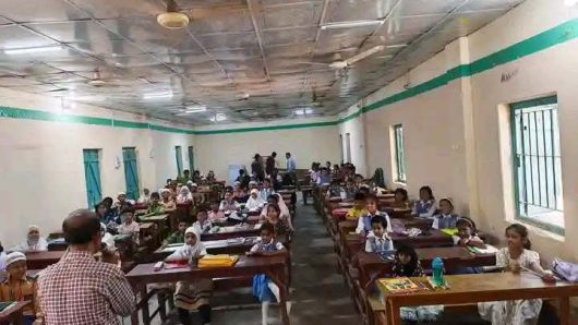 সেতাবগঞ্জ সরকারি পাইলট মডেল উচ্চ বিদ্যালয়ে বাংলা নববর্ষ উপলক্ষে চিত্রাঙ্কন।